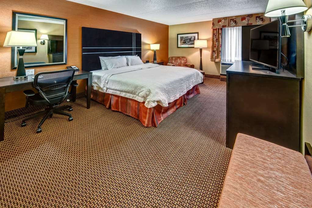 Hampton Inn Johnstown Geistown Номер фото